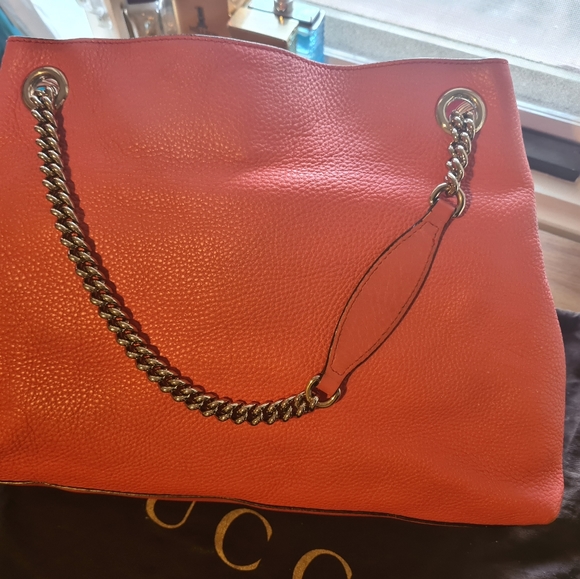 GUCCI SOHO CHAIN MEDIUM TOTE BAG - Picture 3 of 14